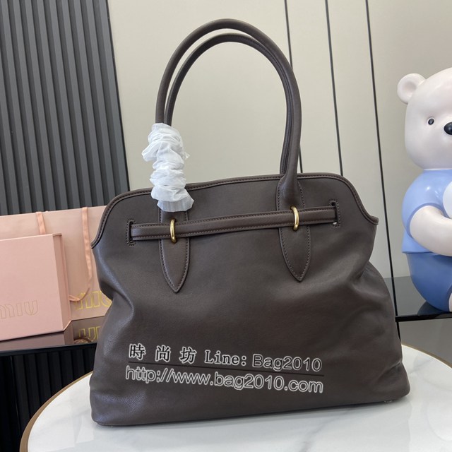 miumiu專櫃繆繆最新款女士Nappa羊皮革手提包 jh2340型號：5BG291